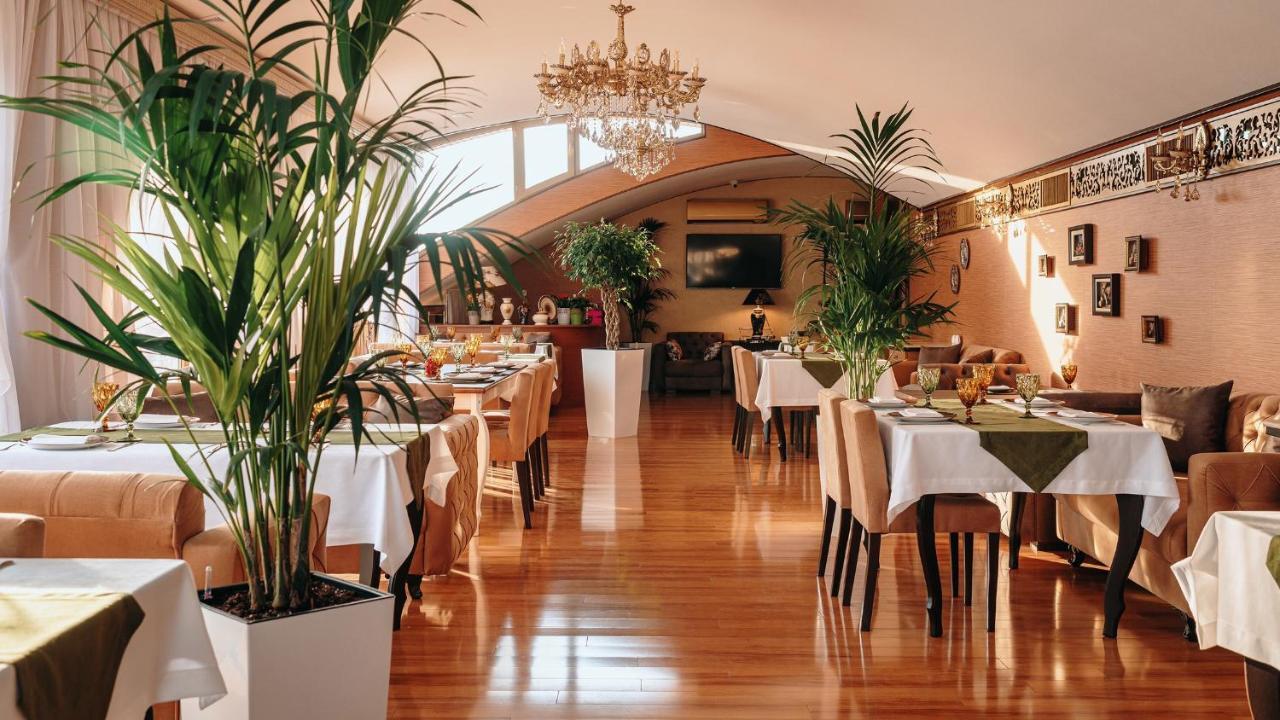 Bayil Breeze Hotel&Restaurant Bakoe Buitenkant foto