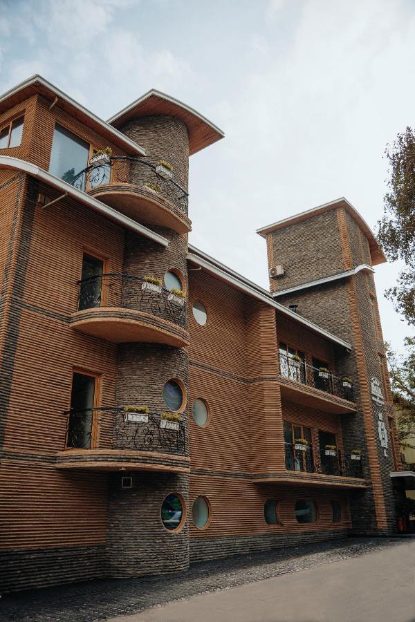 Bayil Breeze Hotel&Restaurant Bakoe Buitenkant foto